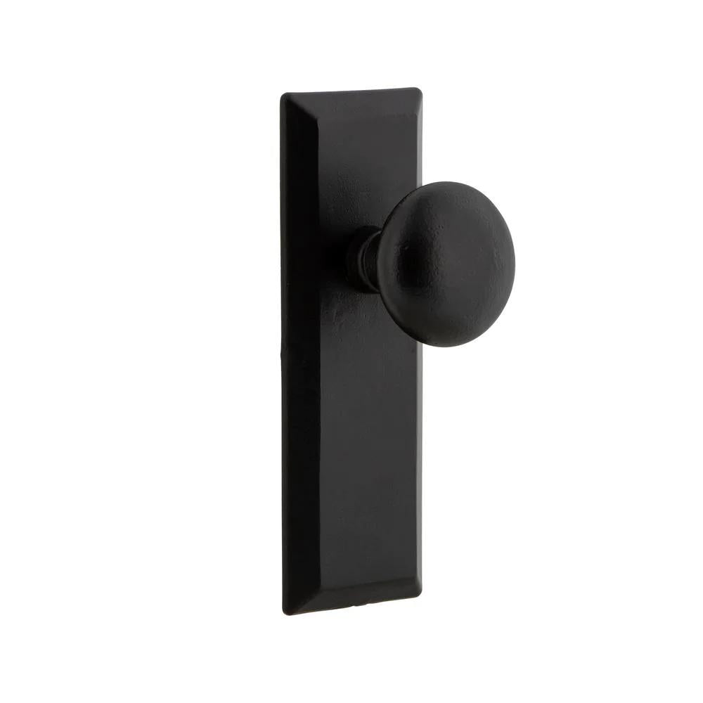 Keep Plate 2-3/8 in. Backset Black Iron Privacy Bed/Bath with Righ-Handed Keep Door Knob